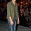 Ashton Kutcher, embaixador da Colcci, foi o centro de todas as atenções durante o desfile da marca