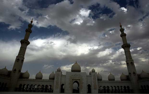  A mesquita Sheikh Zayed de Abu Dhabi. 