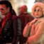 Uma Marilyn e um Elvis passeiam pela Hollywood Boulevard.