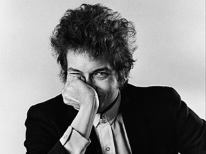 Bob Dylan. Ninguém é um só