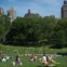 EUA, 12.05.2012. Em dia quente, o Central Park de Nova Iorque é uma 
