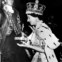 Isabel II em 1953, durante a coroação