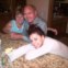 “Adoro acordar com os meus pais em minha casa!”, escreveu Eva Longoria no Twitter a 1 de Junho. A actriz acrescentou ainda: “sim, estou sem maquilhagem”.
