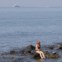 Itália, Ostia | 03.08.2012. 40ºC. Uma mulher aproveita o bom tempo para se bronzear em Ostia, perto de Roma