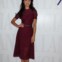 Actriz ucraniana Olga Kurylenko num vestido rendado Lela Rose