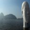 BRASIL, 03.09.2012. Na praia de Botafogo, uma escultura do espanhol Jaume Plensa, 