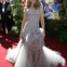 A exuberância deste vestido apagou Kyra Sedgwick na cerimónia de 2010