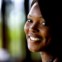 Uma sul-africana recebe-nos de sorriso aberto na província do KwaZulu-Natal