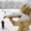 ÁUSTRIA, 17.01.2013. Uma estátua de Strauss gelada no Stadtpark, em Viena 