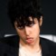 Quase irreconhecível, a cantora vestiu a pele de Jo Calderone para os MTV Video Music Awards 2011