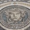 Um dos muitos mosaicos da casa que reproduzem o logotipo da Versace