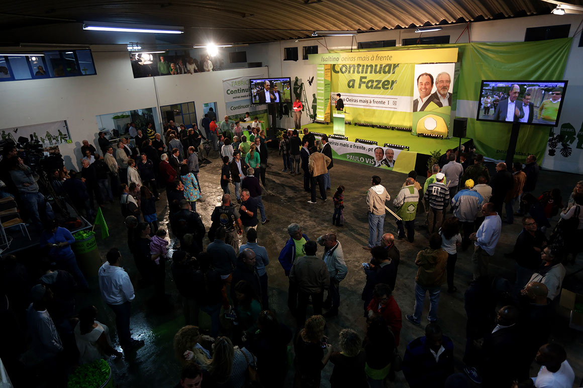 Em Oeiras