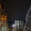 Itália, encontro de tempos, tradições e História numa imagem aparentemente simples: árvore de Natal frente ao Coliseu 