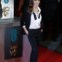 Angelina Jolie num smoking Saint Laurent