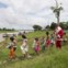 Brasil. Um membro dos Amigos do Papai Noel, que distribui prendas por crianças desfavorecidas, aqui no estado do Amazonas