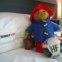 Hotel Football, um dos quartos, aqui com um urso particularmente adorado no UK, o Paddington