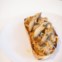 LISBOA | Kizzy: tiborna de escabeche de coelho (base de pão com molho de escabeche e coelho)