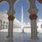 EMIRADOS ÁRABES UNIDOS | Abu Dhabi, um Dubai alternativo. Na foto, a mesquita Sheikh
Zayed, uma das maiores do mundo