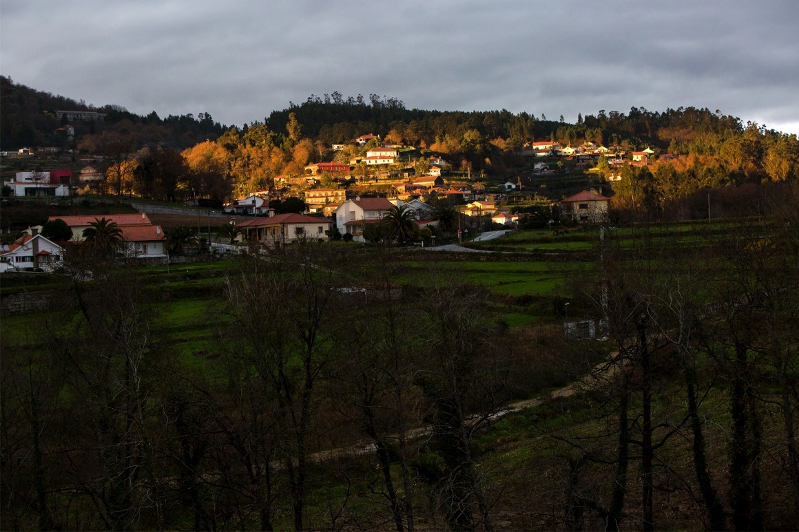 Paredes de Coura: Uma viagem por palacetes, com homens exilados e