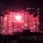 Fogo de artifício iluminando edifícios da cidade fronteiriça chinesa de Dandong, em frente à cidade norte-coreana de Sinuiju