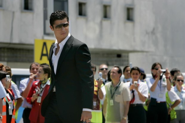 Outro feito do madeirense: aos 31 anos, Cristiano Ronaldo é nome de aeroporto