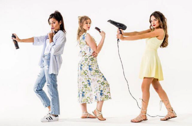 Mia Rose, Alice Trewinnard e Maria Vaidosa.