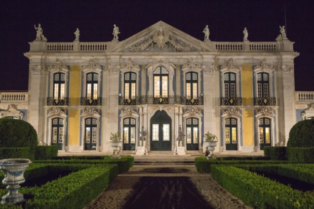 O Palácio Nacional de Queluz organiza visitas nocturnas na sexta-feira
