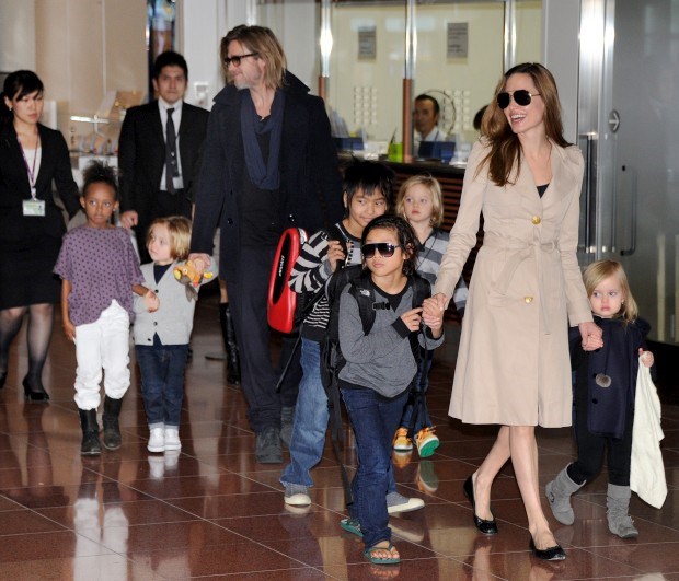 Brad Pitt e Angelina Jolie chegam a acordo: actriz fica com a custódia dos  seis filhos - Life&Style