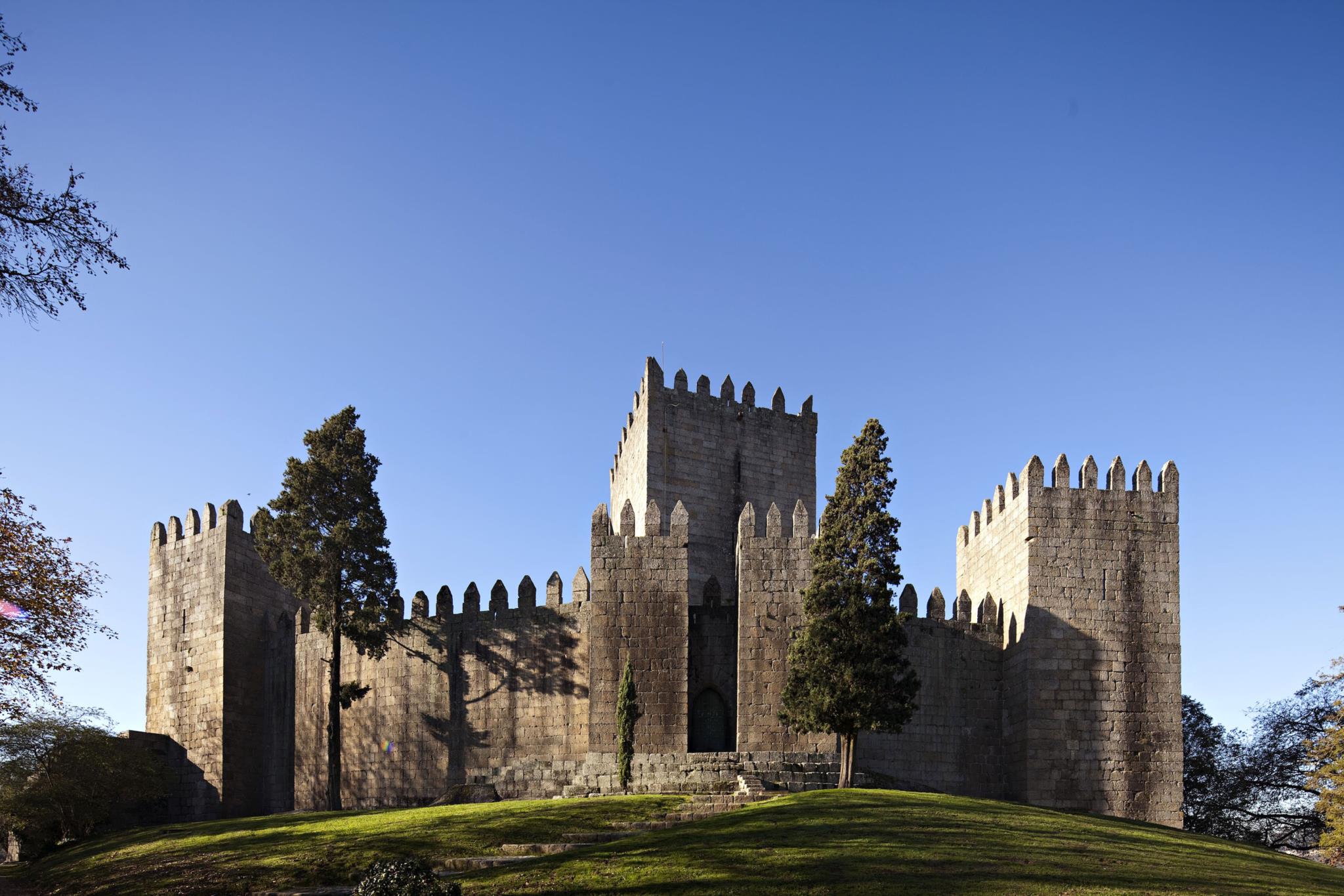 Já há um guia para os castelos do Norte de Portugal