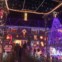 Casas enfeitadas com decorações de Natal em Sussex, Inglaterra