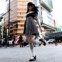 A boneca modelo Lulu Hashimoto nas ruas de Tóquio