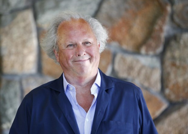 Graydon Carter steps down as editor-in-chief of Vanity Fair 