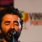 O músico português Tiago Bettencourt encerrou o primeiro dia com um concerto no palco Vinhos Com