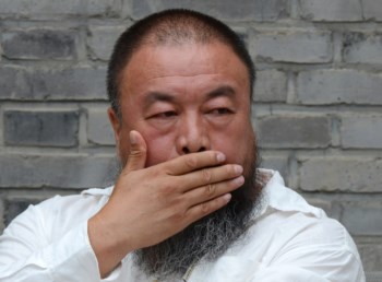 Para Ai Weiwei o Nobel da Literatura 2012 é um autor alinhado, não independente