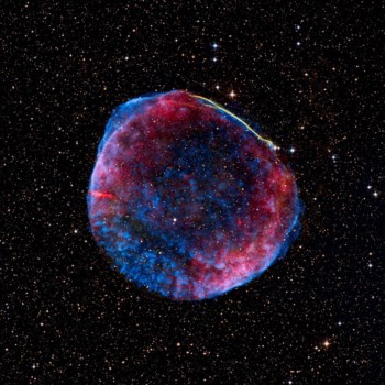 O que resta da supernova SN1006, que está a 7000 anos-luz de nós