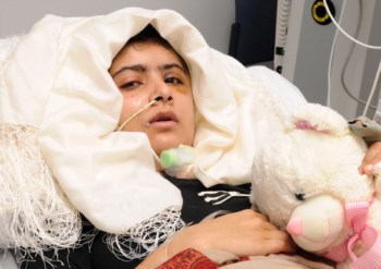Malala ainda não está fora de perigo mas recupera
