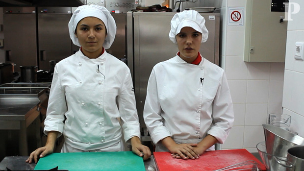 Fundo de aves pelos mini-chefs