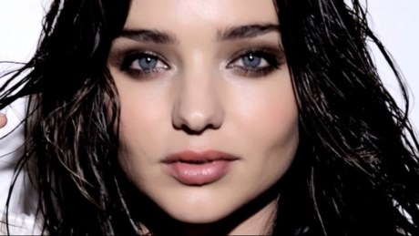 Miranda Kerr na nova campanha da Reebok