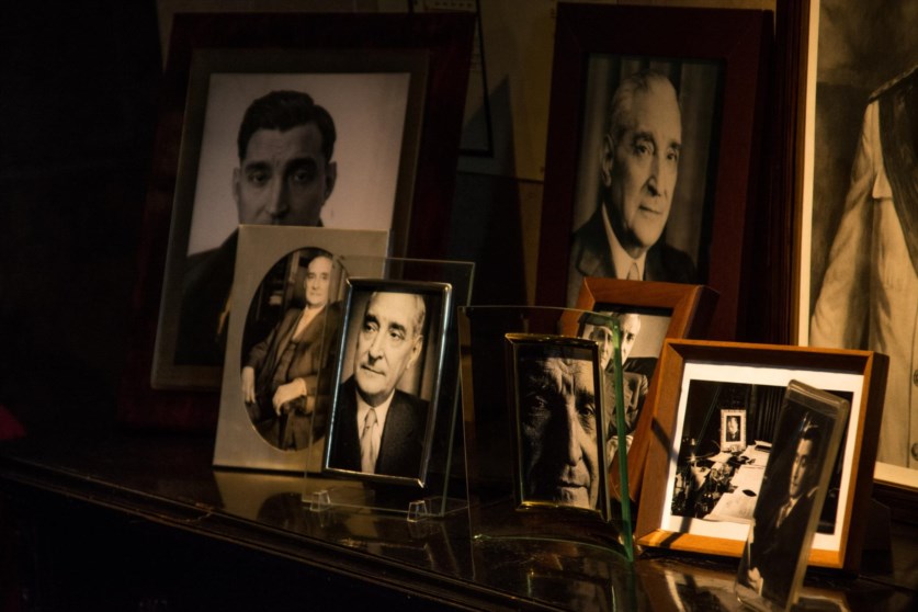 Resultado de imagem para salazar fotos obras hospital santa maria