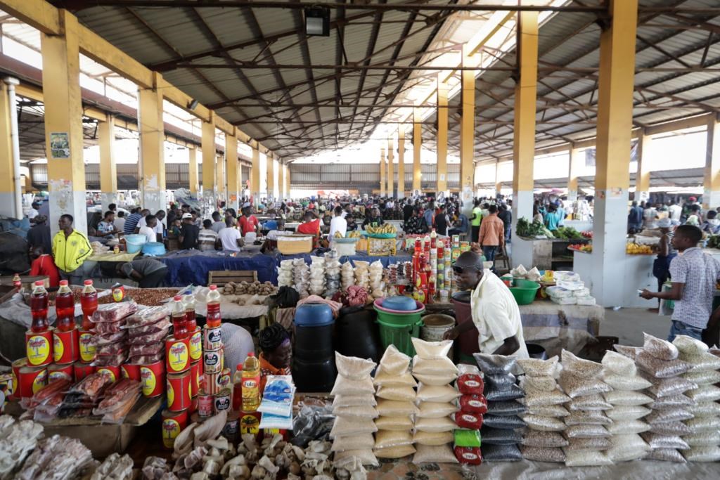 Preços em Luanda sobem antes das eleições | Angola | PÚBLICO