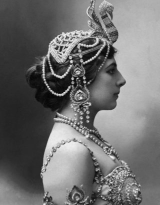 Mata Hari : O Jogo da Imitação