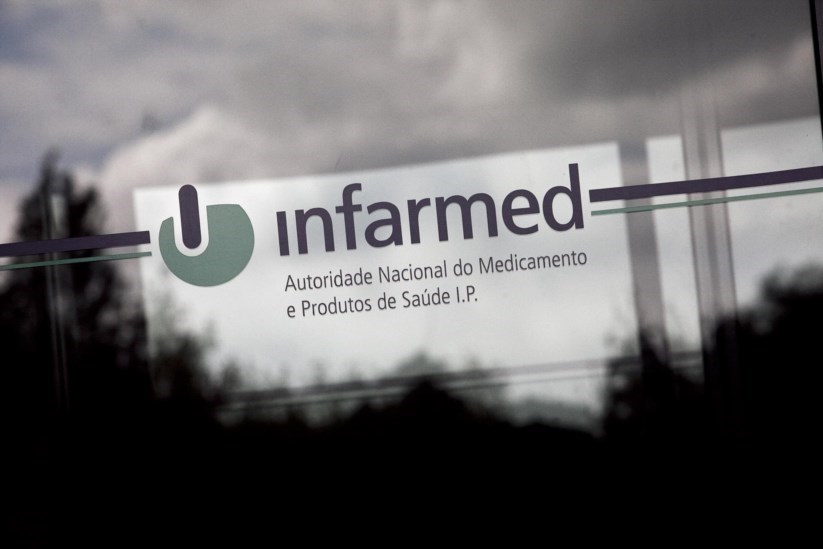 Infarmed Logo, Unidades da ARSLVT Acreditadas, Create a beautiful ...