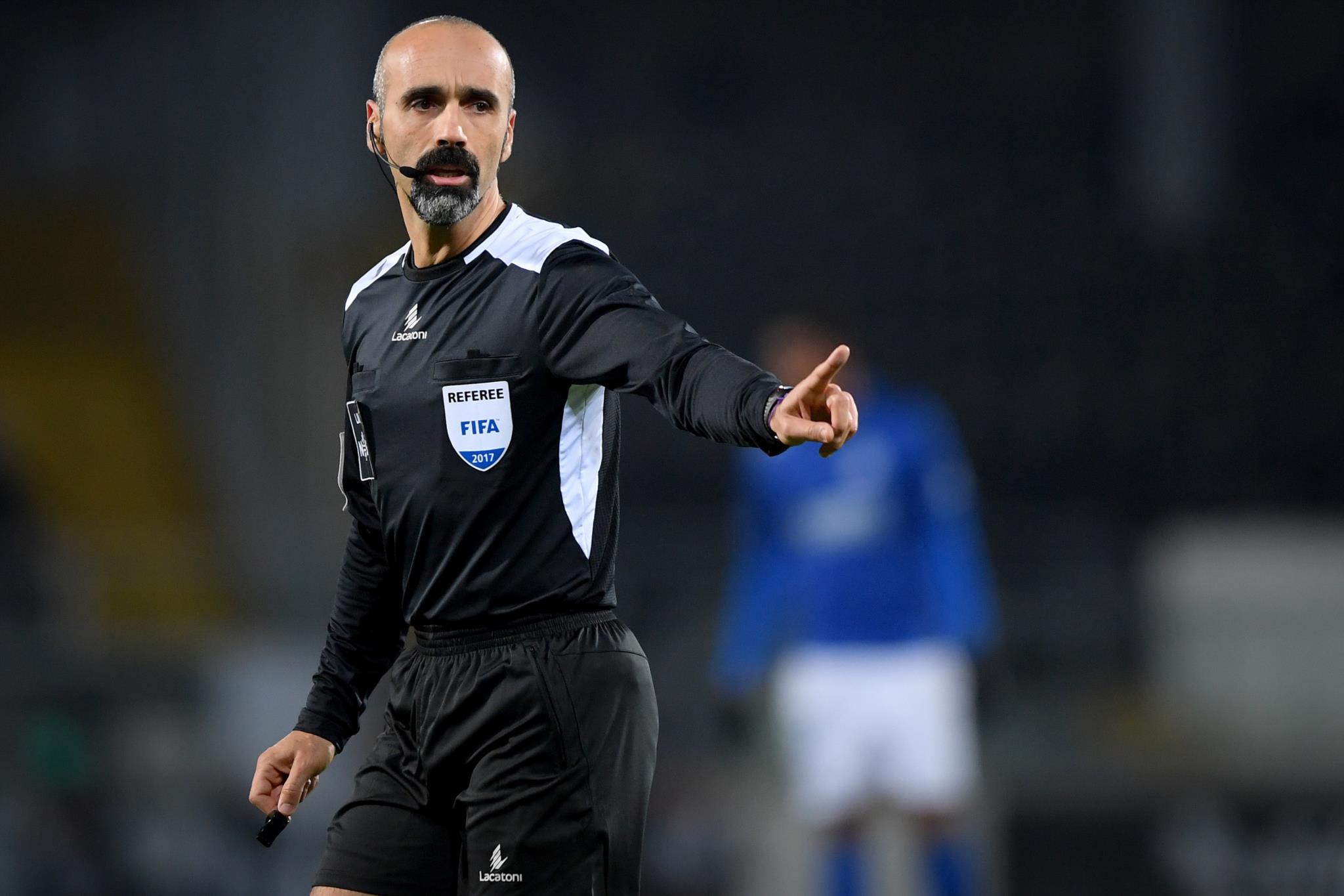 Videoárbitro poderá evoluir para a explicação ao público”, diz João Capela  | Mundial 2018 | PÚBLICO