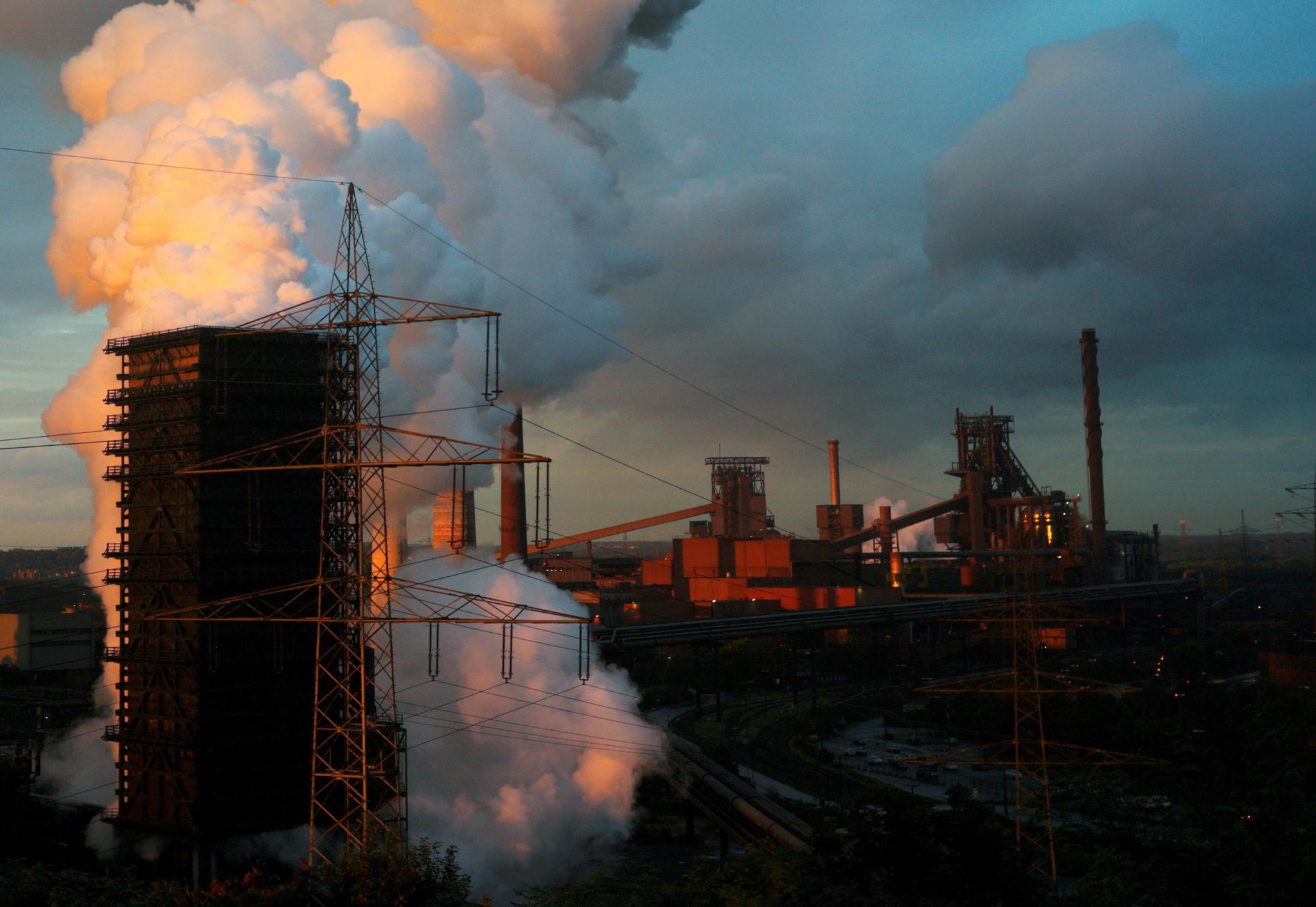 Thyssenkrupp e Tata Steel fecham a maior fusão no sector do aço