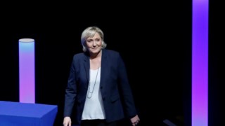 O convite a Le Pen está a gerar críticas
