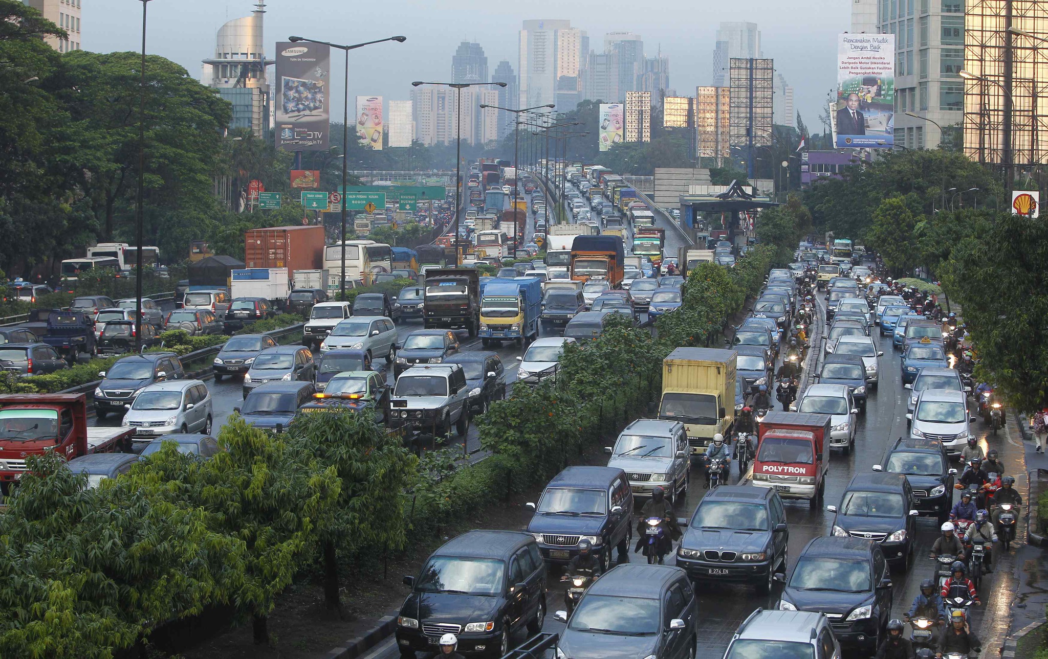 Джакарта драйвер. Пномпень улицы. Jakarta Driver.