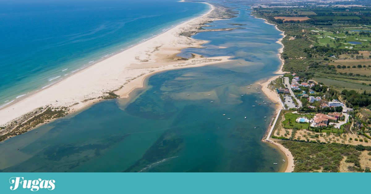 A praia de Cacela Velha ainda é uma “metáfora de felicidade”