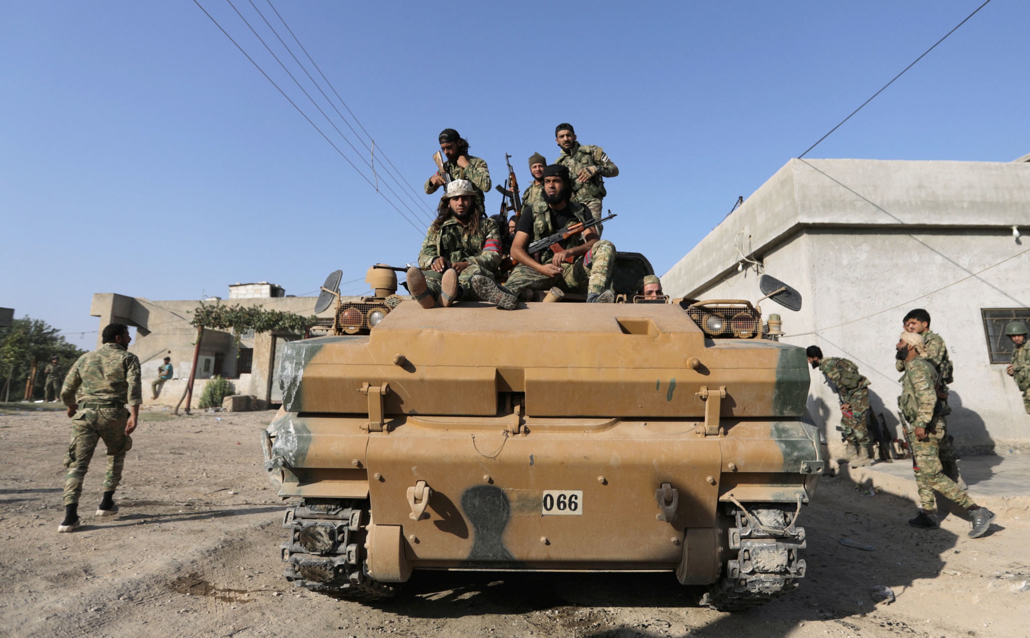 Военная база в сирии рф хмеймим. Операция в сирии. Операция в сирии. Российские войска в сирии. Военная полиция вс рф в сирии.