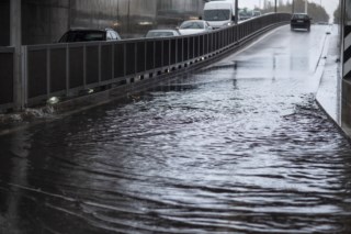 Chuva intensa provoca inundações e queda de muros em Famalicão 