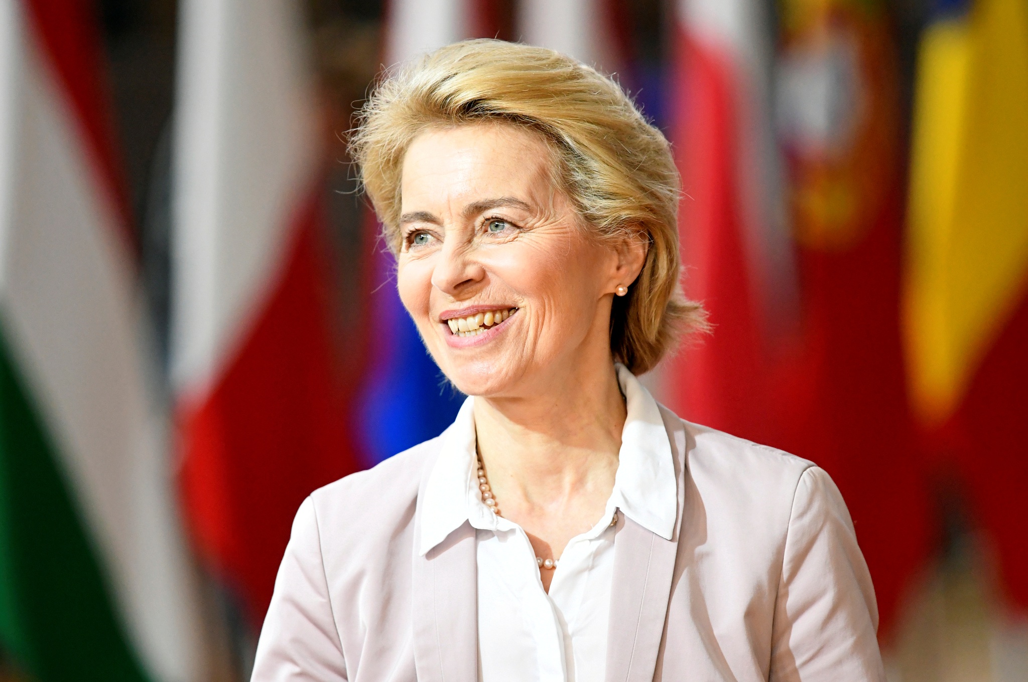 Von leyen. Урсула фон дер Ляйен. Виктория вон дер Лайен. Джоанна вон дер Лайен. Урсула фон дер Лайен Африканский Союз.